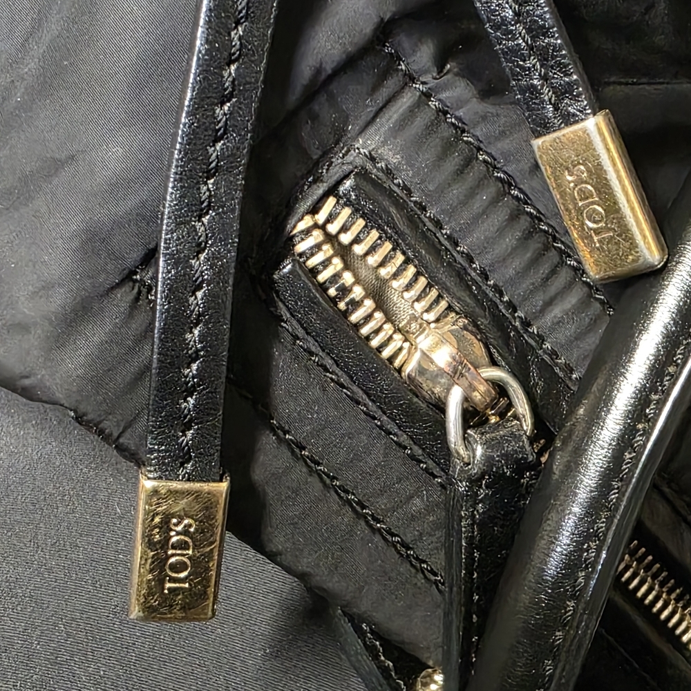 Tod's Black Nylon Puffer Tote Bag OD 18 – Leather Trim & Gold Hardware - Picture 7 of 8